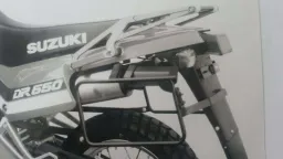 Sidecarrier montato permanente - nero per Suzuki DR 650 RS