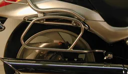 Portapacchi per borse laterali in pelle - cromato per Suzuki M 1800 (VZ) R Intruder